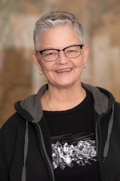 Dr. Suzy Harris